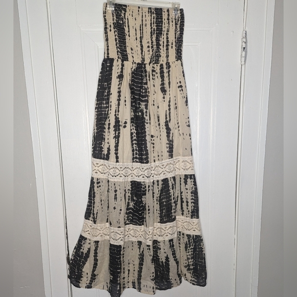 Forever 21 Tie Dye Ivory Maxi Dress Size Small - Picture 7 of 7